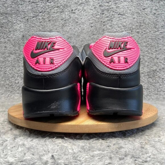 Nike Air Max 90 Wolf Grey Hyper Pink Size 10 Men Sneakers DM0029-010 - Picture 6 of 8